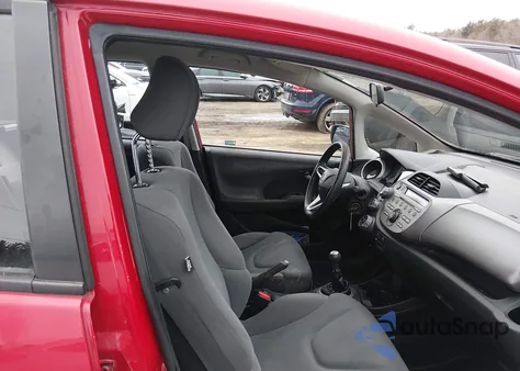 2013 Honda Fit z USA, uszkodzony, nr VIN JHMGE8G34DC025209